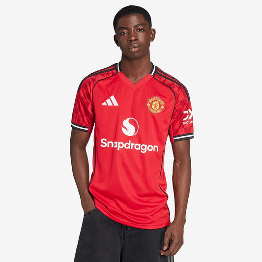Camisa Adidas Manchester United 2025/26 I Torcedor - foto 1