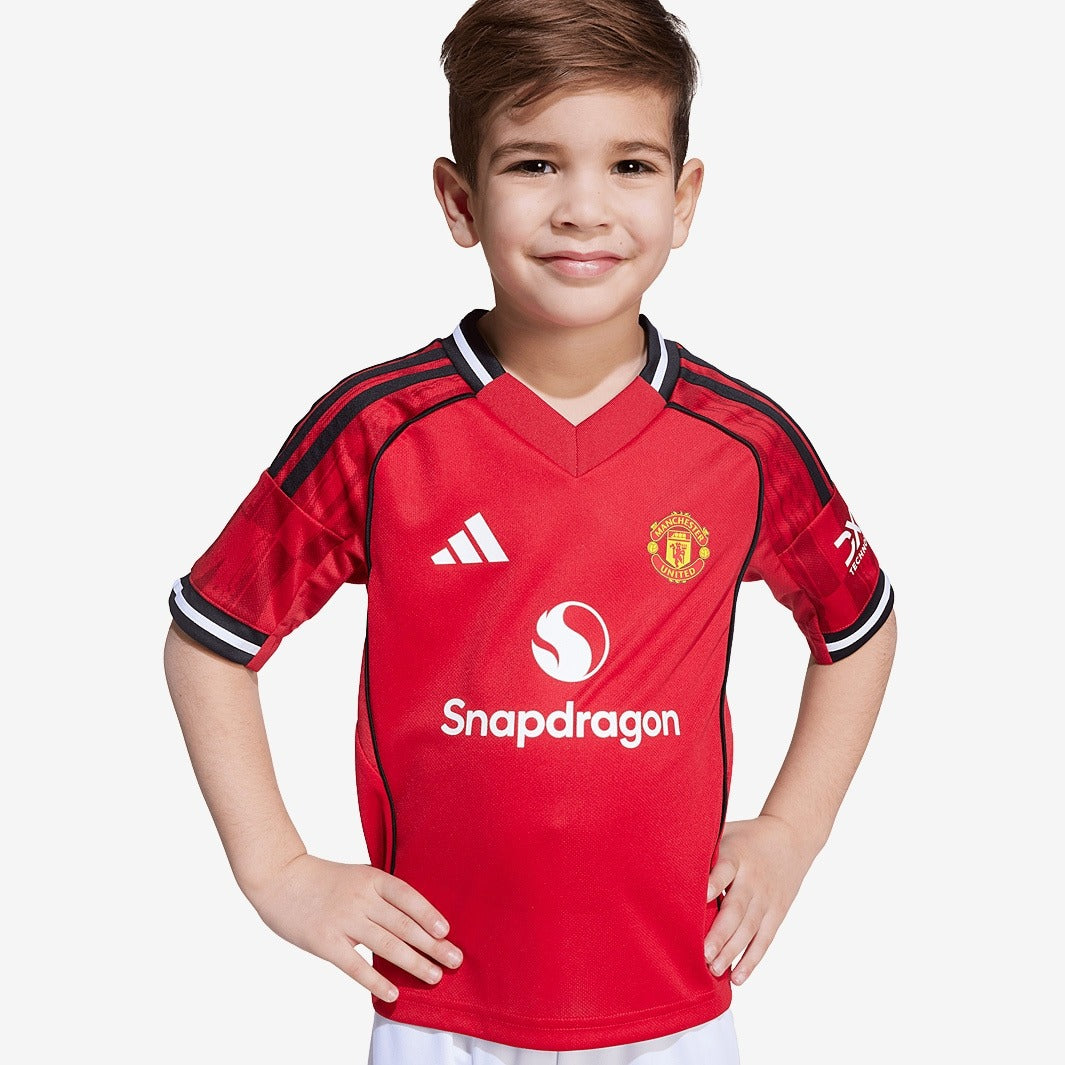 Conjunto Infantil Adidas Manchester United 2025/26 Torcedor - foto 4