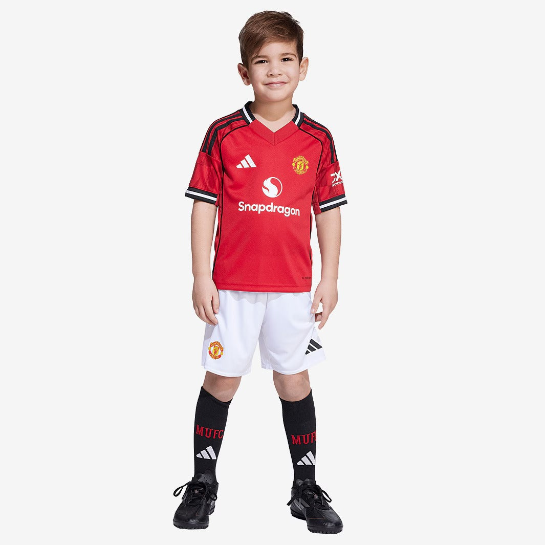 Conjunto Infantil Adidas Manchester United 2025/26 Torcedor - foto 1