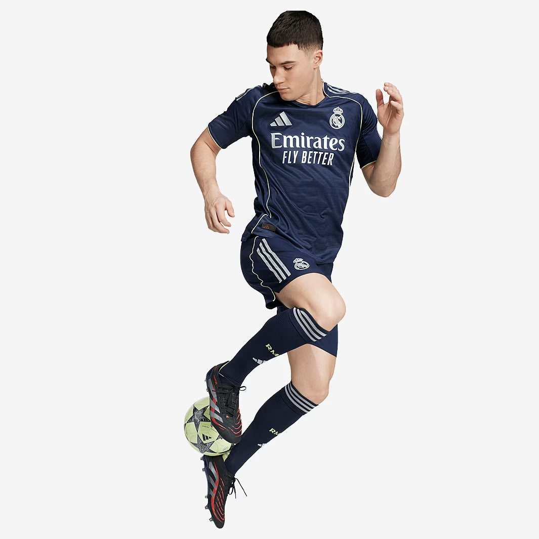 Camisa Adidas Real Madrid 2025/26 II Authentic - foto 2