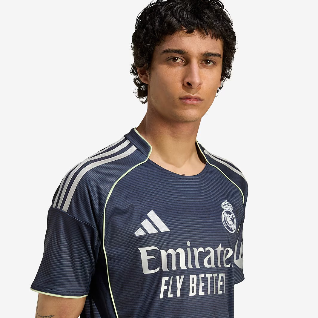 Camisa Adidas Real Madrid 2025/26 II Torcedor - foto 2
