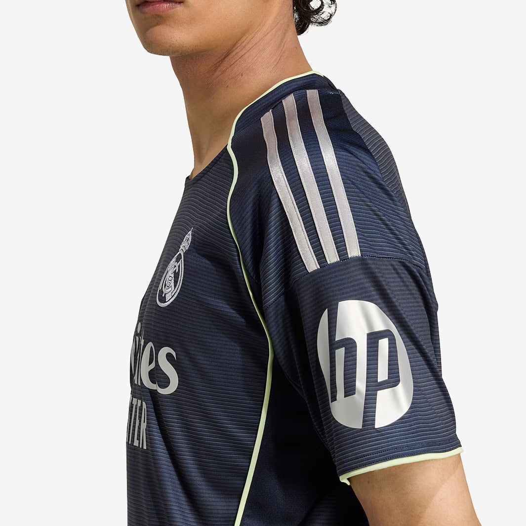 Camisa Adidas Real Madrid 2025/26 II Torcedor - foto 5