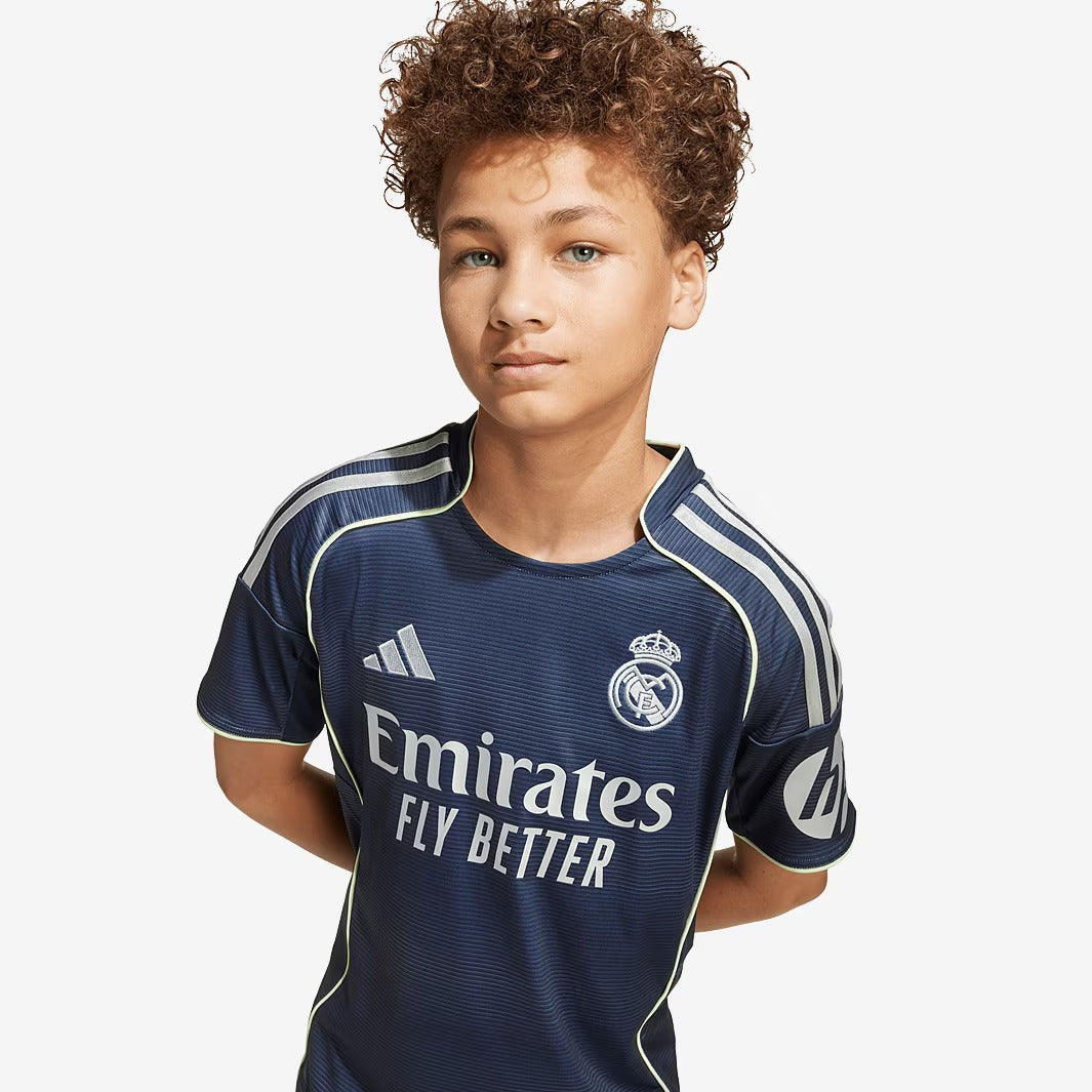 Conjunto Infantil Adidas Real Madrid 2025/26 II - foto 3