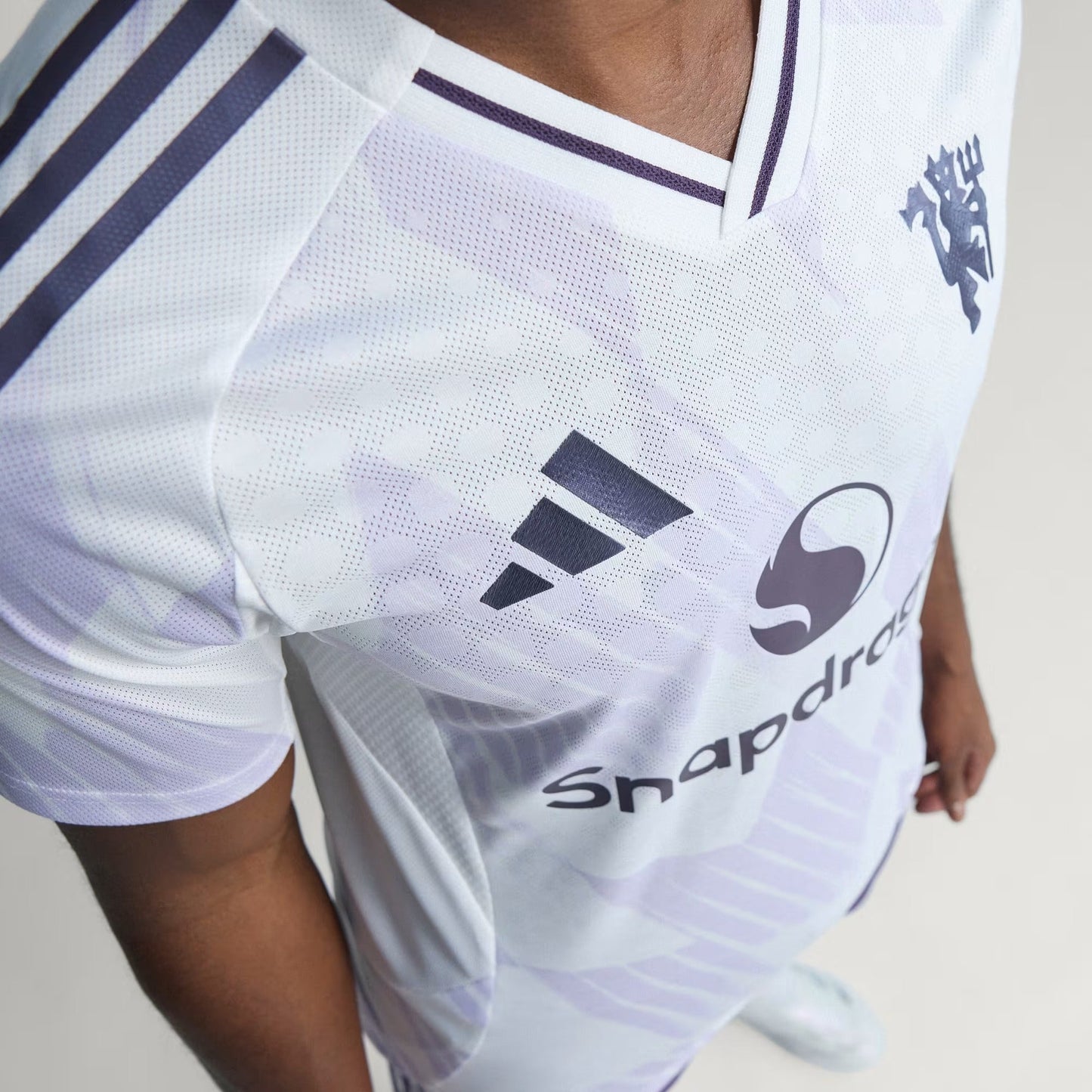 Camisa Adidas Manchester United 2025/26 II - foto 9