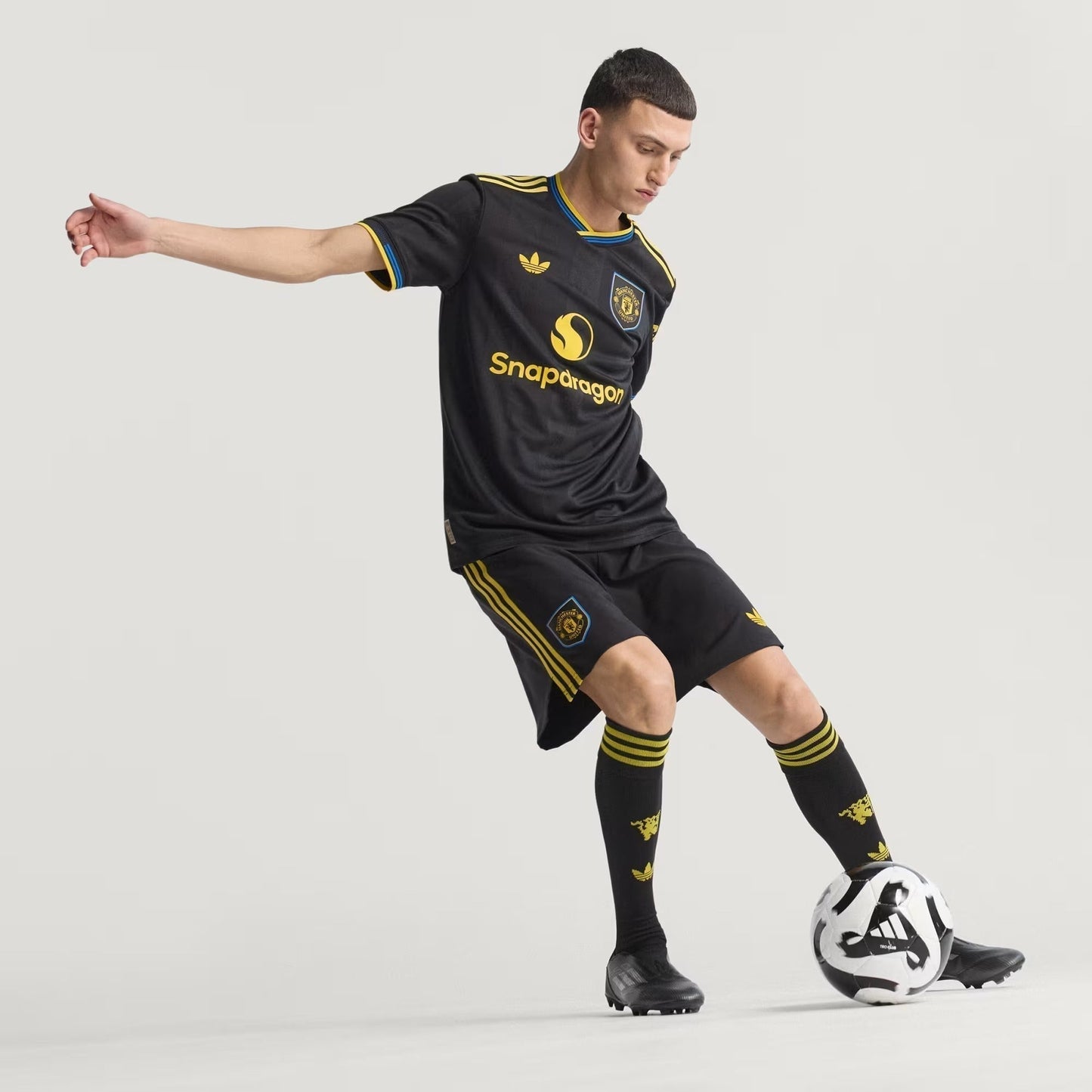 Camisa Adidas Manchester United 2025/26 III - foto 7