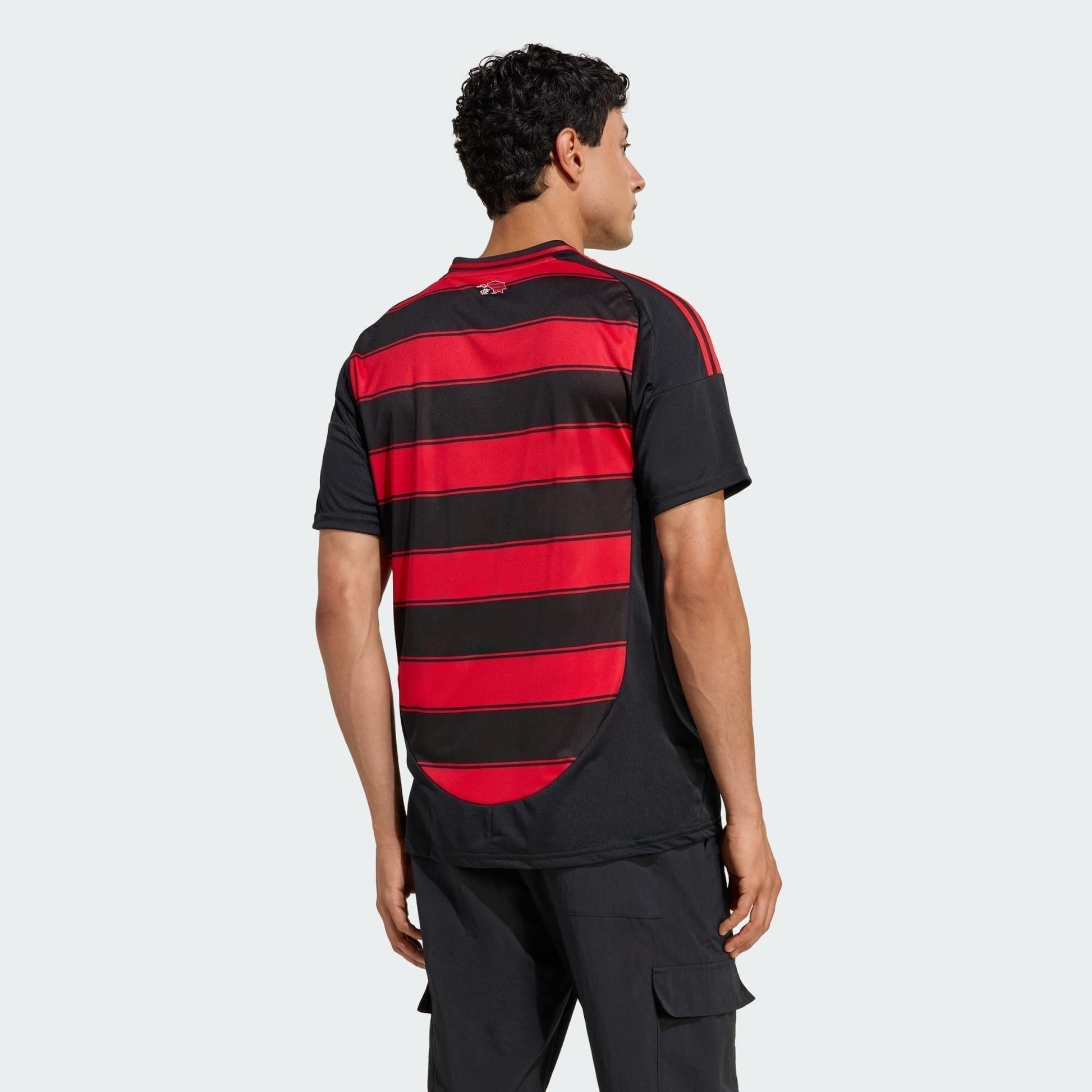 Camisa Adidas Flamengo 2025/26 I SAÚL N° 8 - foto 5