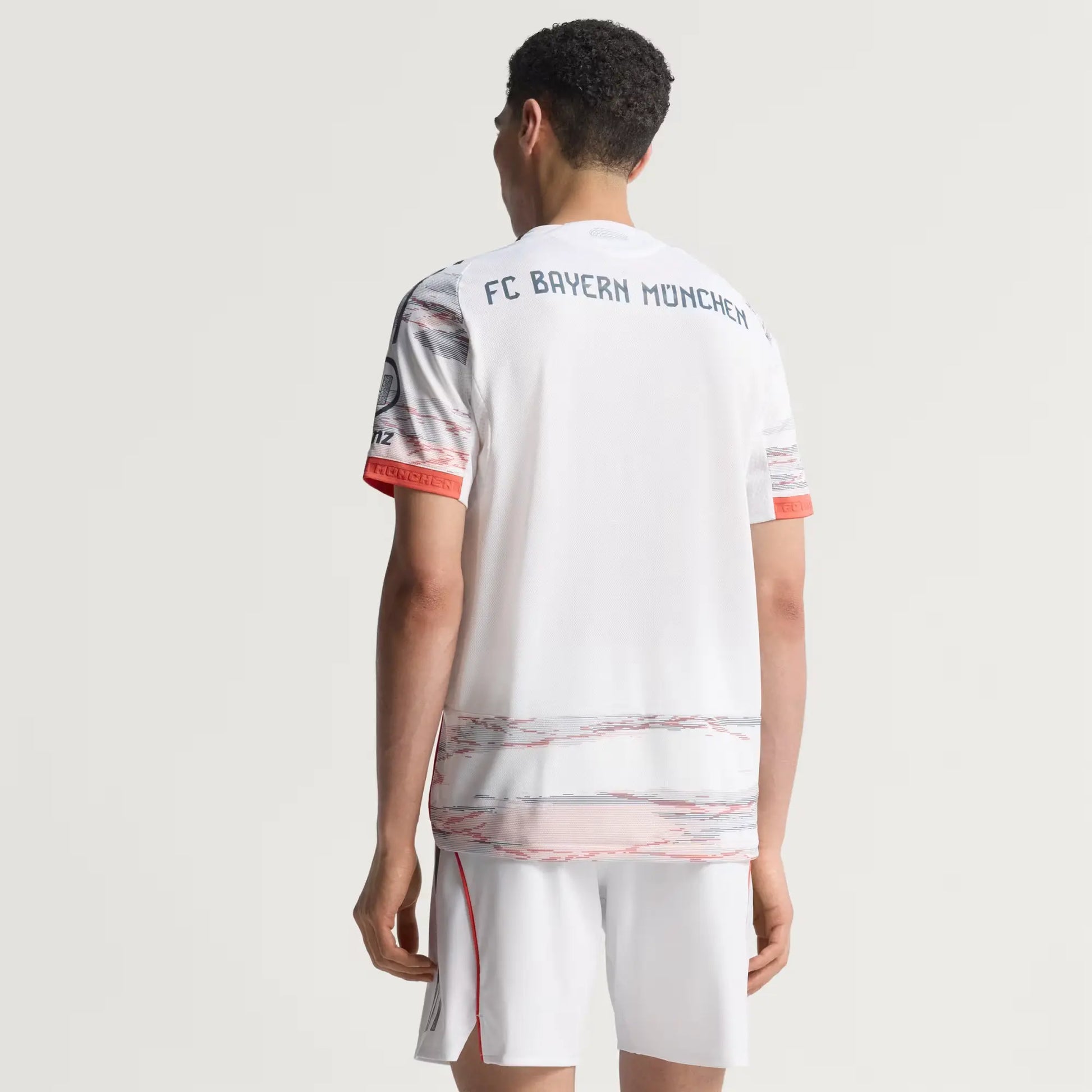 Camisa Adidas Bayern de Munique 2025/26 II Authentic - foto 4