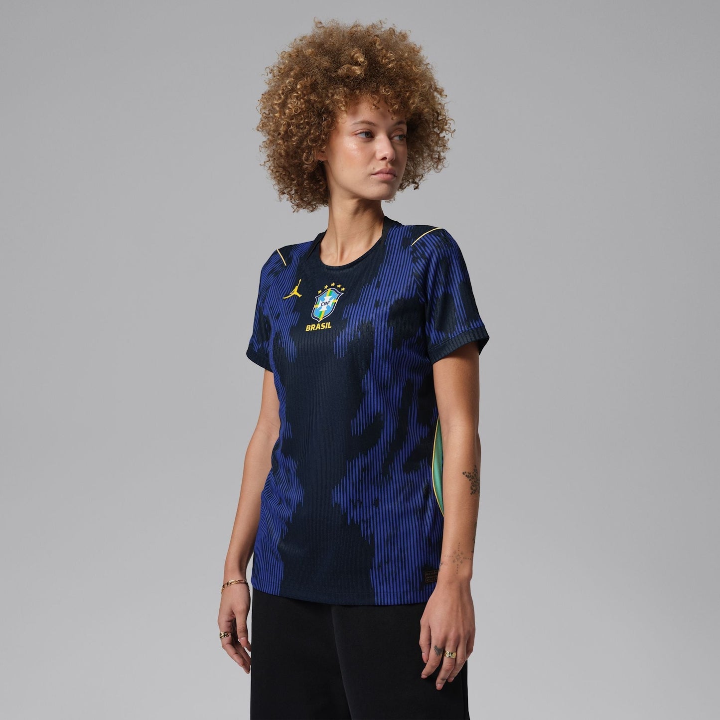 Camisa Feminina Seleção Brasileira 2026/27 II - foto 1
